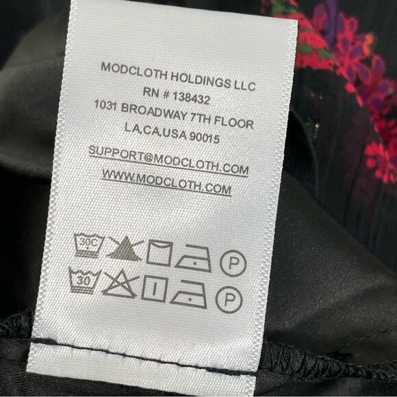 NWT ModCloth Meow‎ Bouquet Pleated Swing Skirt Size 6 - Picture 12 of 13